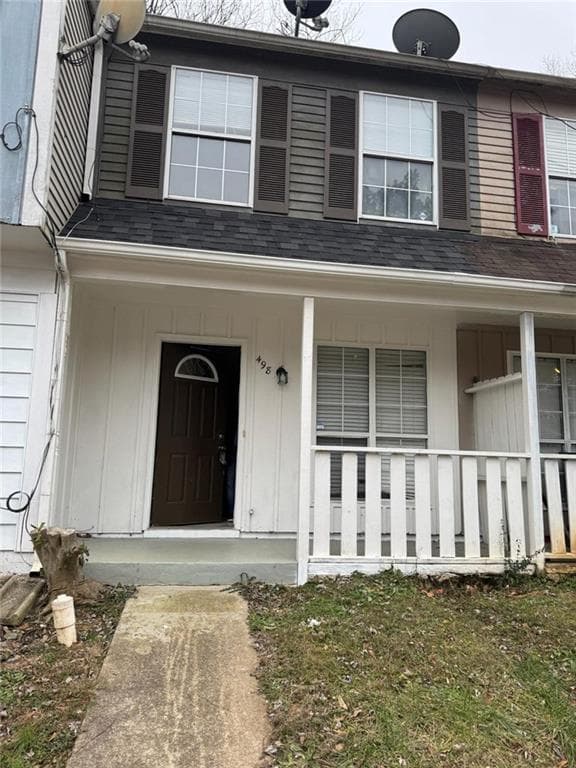 2 bedroom, 2 bathroom, 1,064 sq ft townhouse for sale at 498 Prince Of Wales, Stone Mountain, GA 30083