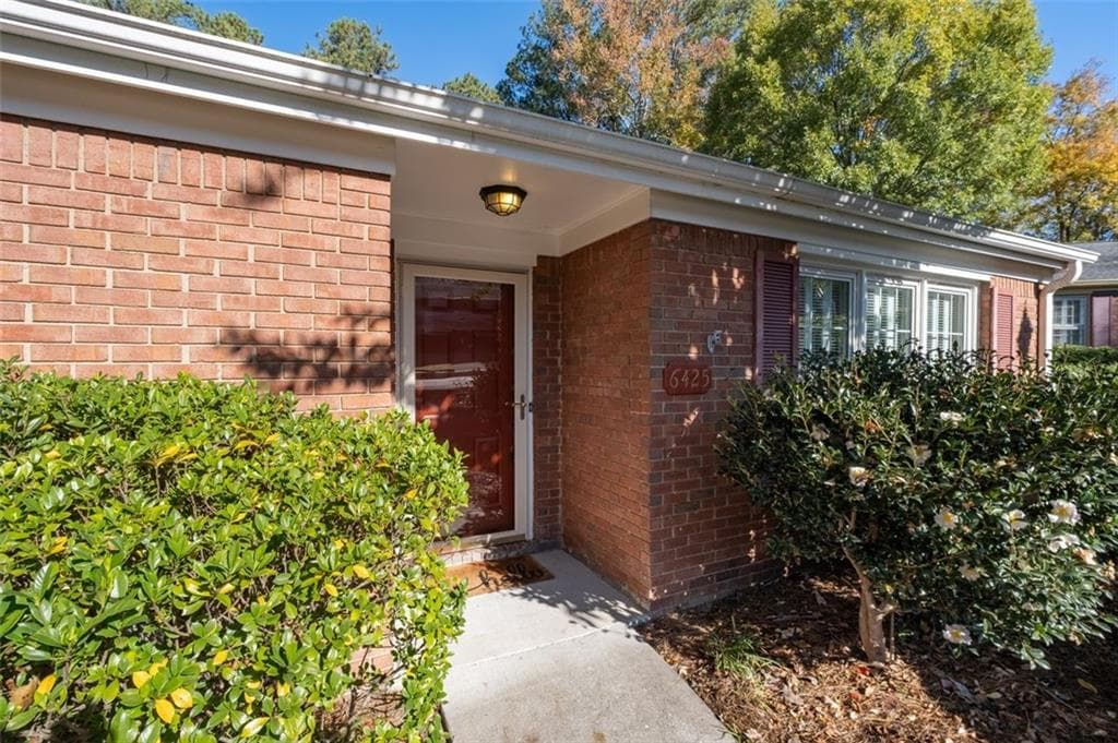 6425 Deerings Lane, Peachtree Corners, GA 30092 — most recent listing photo