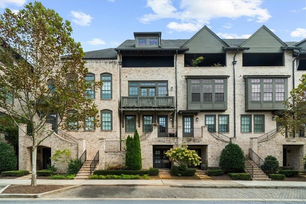 6645 Cadence Boulevard, Atlanta, GA 30328 — most recent listing photo