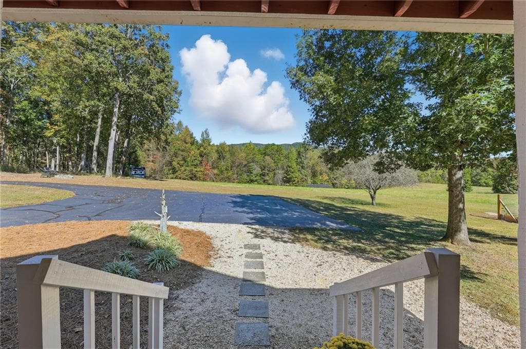 4 bedroom, 5 bathroom single family residence for sale at 6752 Shoal Creek Road, Clermont, GA 30527 — photo 6