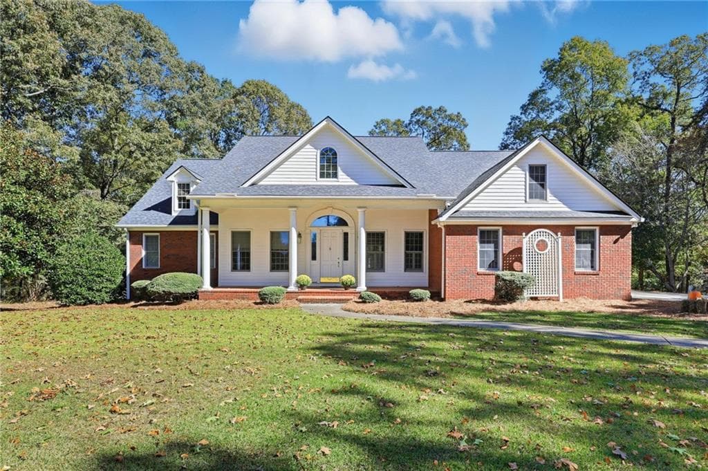 4 bedroom, 5 bathroom single family residence for sale at 6752 Shoal Creek Road, Clermont, GA 30527 — photo 10