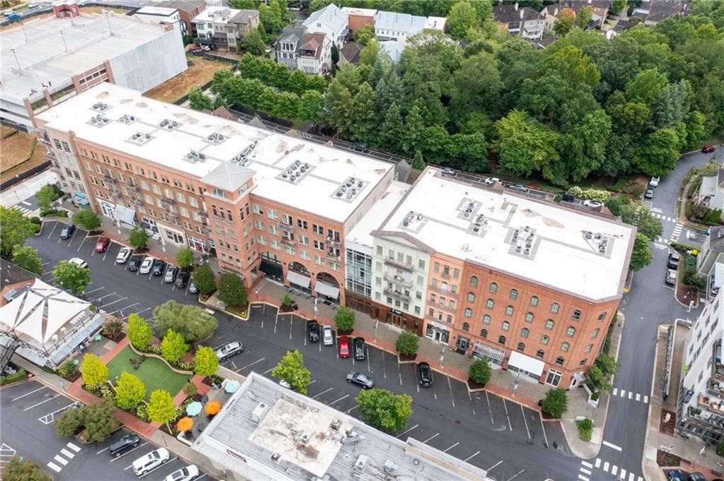 1 bedroom, 1 bathroom, 891 sq ft condominium for sale at 360 Chambers Street 411, Woodstock, GA 30188 — photo 3