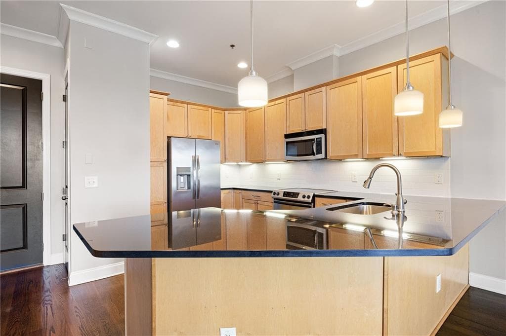 1 bedroom, 1 bathroom, 891 sq ft condominium for sale at 360 Chambers Street 411, Woodstock, GA 30188 — photo 7