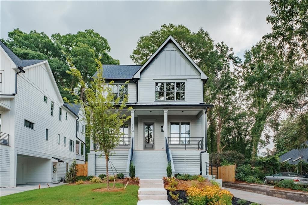 5 bedroom, 5 bathroom, 3,946 sq ft single family residence sold at 636 Hemlock Circle, Atlanta, GA 30316