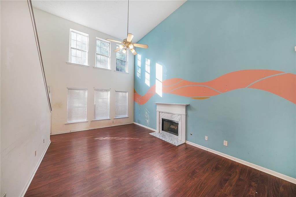 3 bedroom, 3 bathroom, 1,905 sq ft townhouse for sale at 9886 Vista Circle, Union City, GA 30291 — photo 3