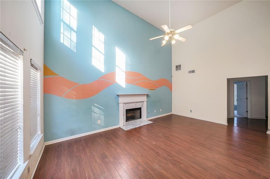 3 bedroom, 3 bathroom, 1,905 sq ft townhouse for sale at 9886 Vista Circle, Union City, GA 30291 — photo 6
