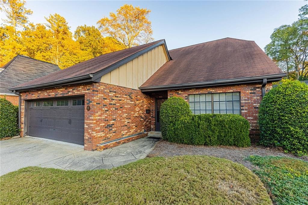 6 Westchester Square, Decatur, GA 30030 — most recent listing photo