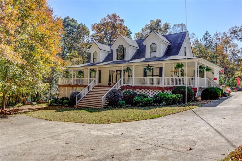 3 bedroom, 4 bathroom, 3,911 sq ft single family residence sold at 4638 COBB GRIFFIN Road, Gillsville, GA 30543