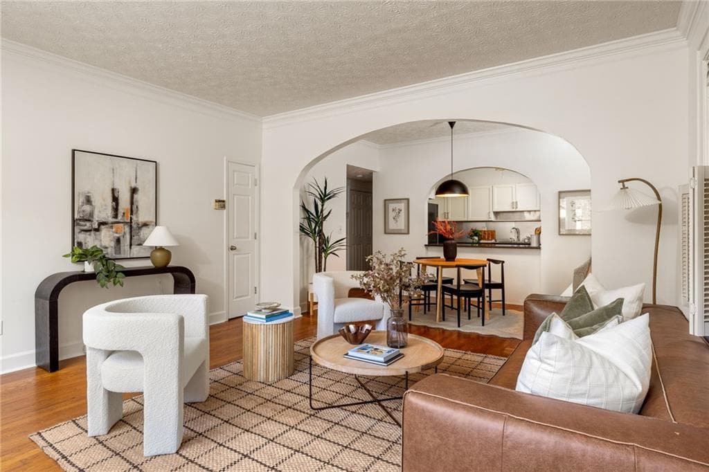 1 bedroom, 1 bathroom, 824 sq ft condominium sold at 789 Frederica Street 1, Atlanta, GA 30306