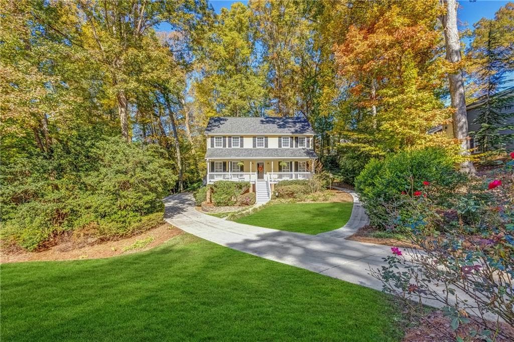 4 bedroom, 4 bathroom, 2,846 sq ft single family residence sold at 3792 Raccoon Run, Marietta, GA 30062