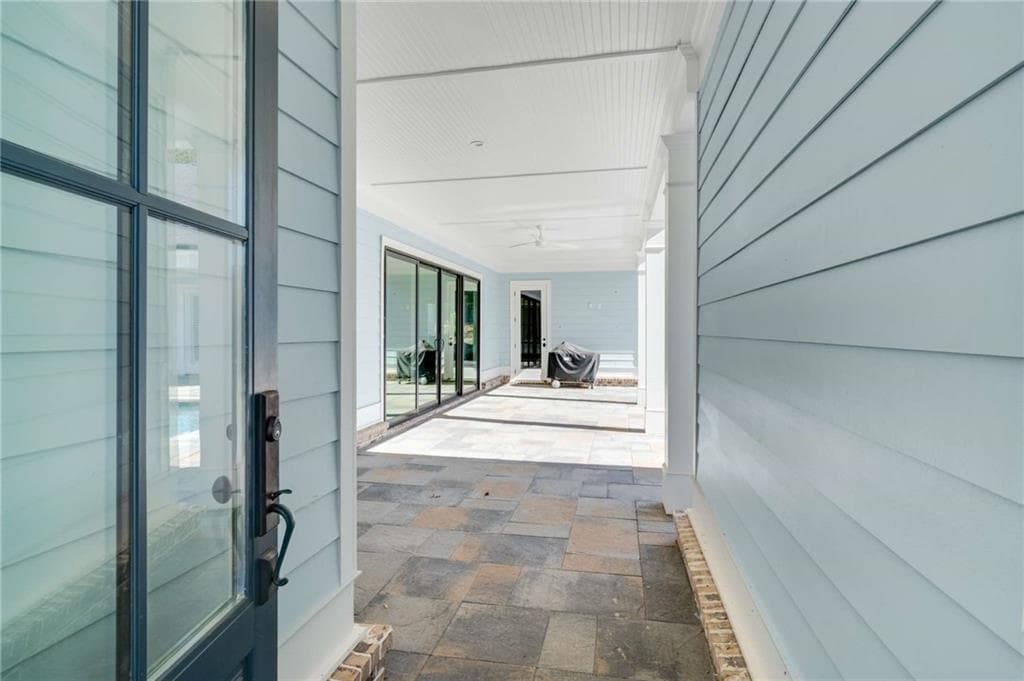 5 bedroom, 6 bathroom, 3,985 sq ft single family residence for sale at 2030 Greenleffe Drive, Statham, GA 30666 — photo 8