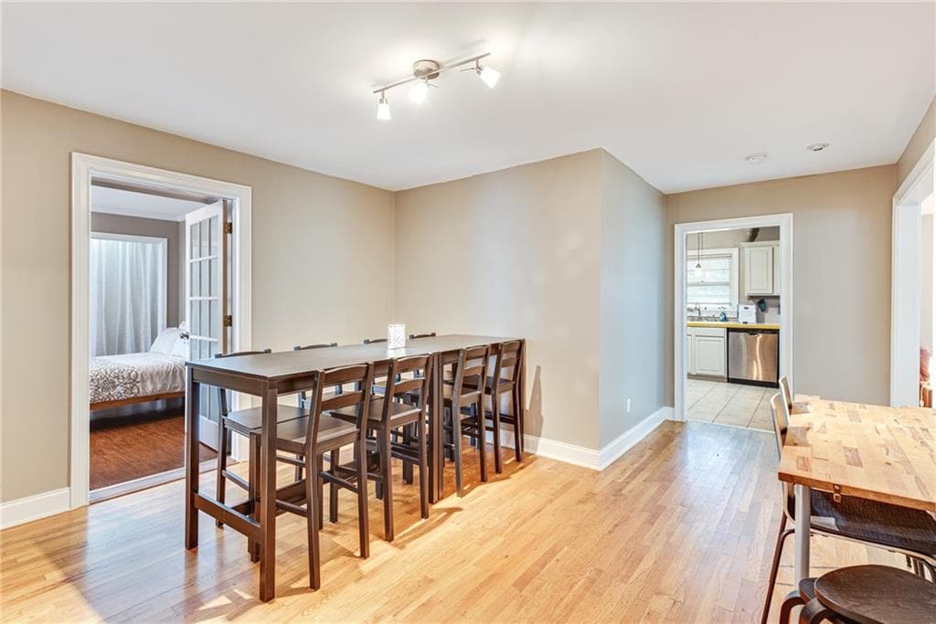 5 bedroom, 3 bathroom, 1,980 sq ft single family residence for rent at 1973 Desmond Drive, Decatur, GA 30033 for $6,200 a month — photo 9