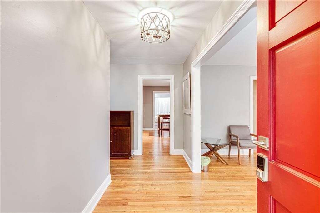5 bedroom, 3 bathroom, 1,980 sq ft single family residence for rent at 1973 Desmond Drive, Decatur, GA 30033 for $6,200 a month — photo 2