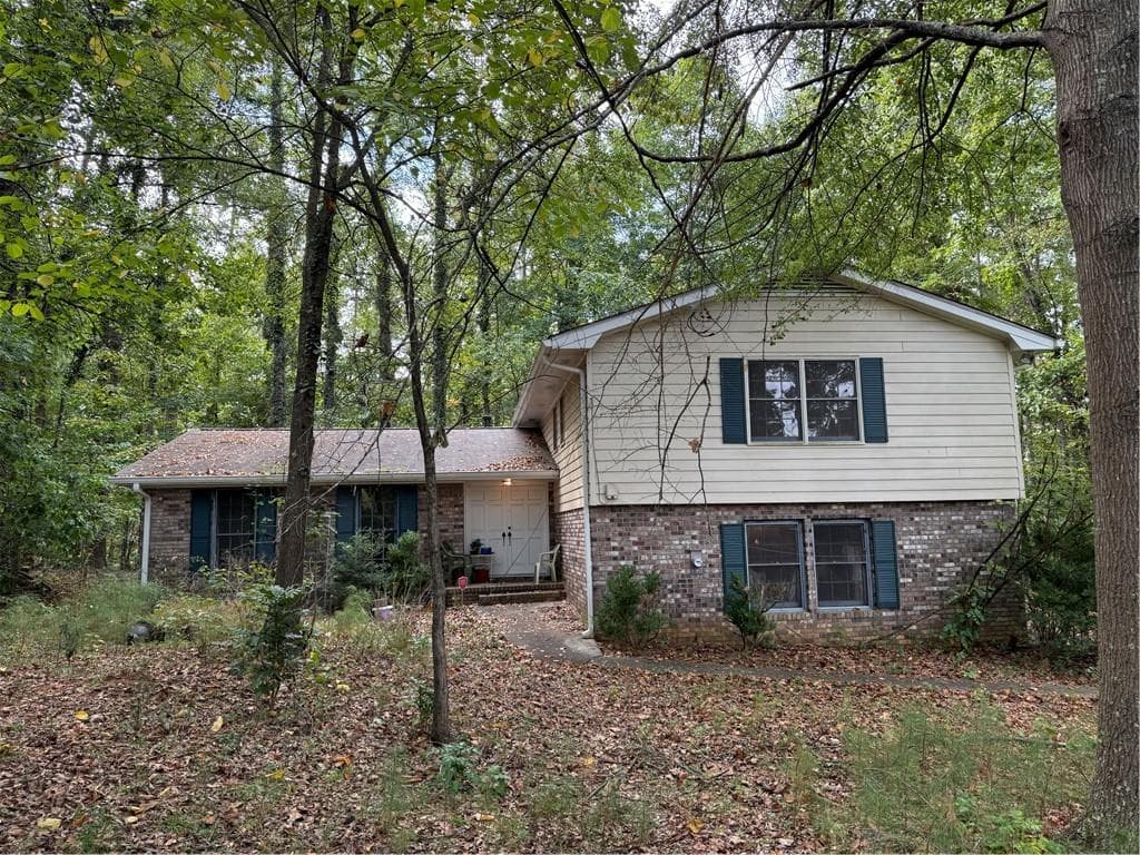 4 bedroom, 3 bathroom, 2,276 sq ft single family residence sold at 4155 Burnt Hickory Road, Marietta, GA 30064