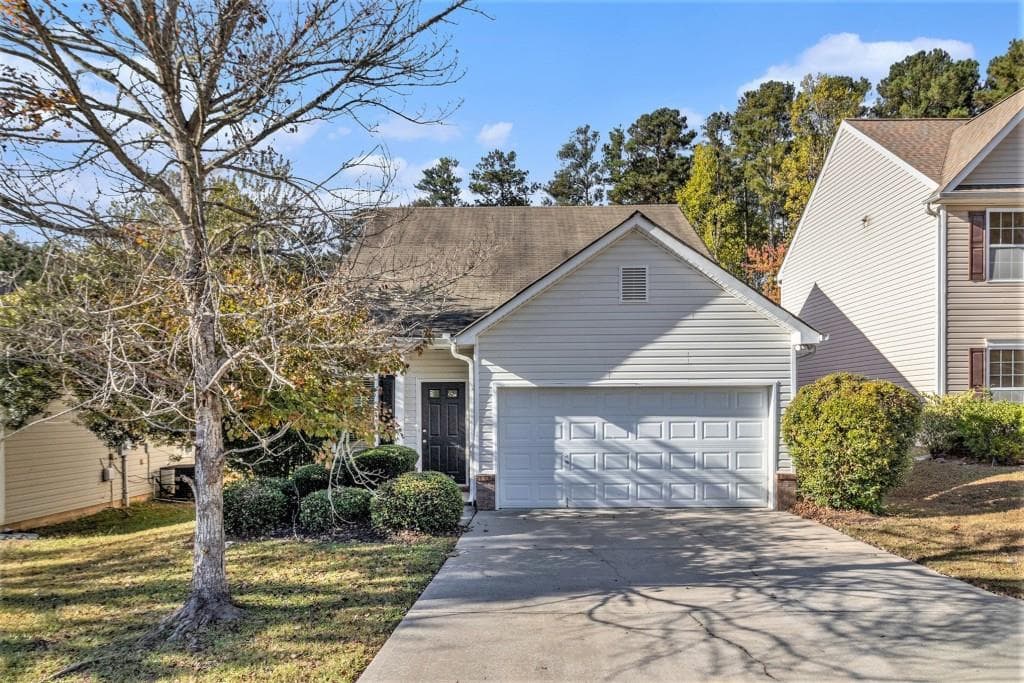 3827 Shenfield Drive, Union City, GA 30291 — most recent listing photo