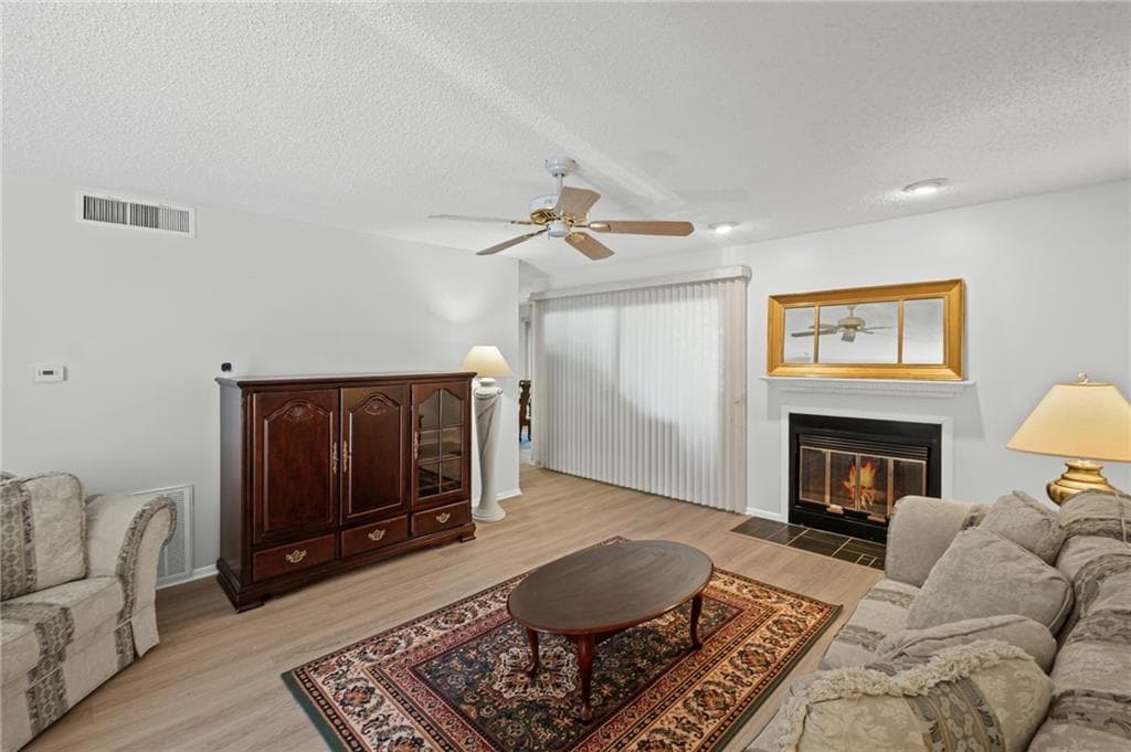 2 bedroom, 2 bathroom, 1,436 sq ft condominium for sale at 36 Matawan Circle, Smyrna, GA 30080 — photo 6