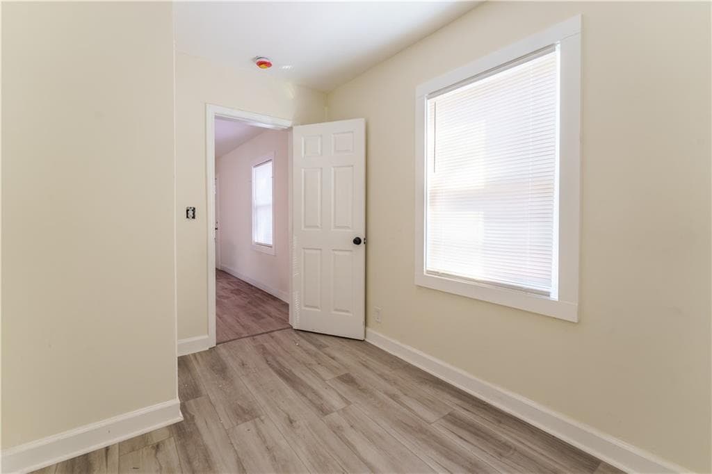 4 bedroom, 2 bathroom, 1,150 sq ft single family residence for sale at 1365 Campbellton Road, Atlanta, GA 30310 — photo 9