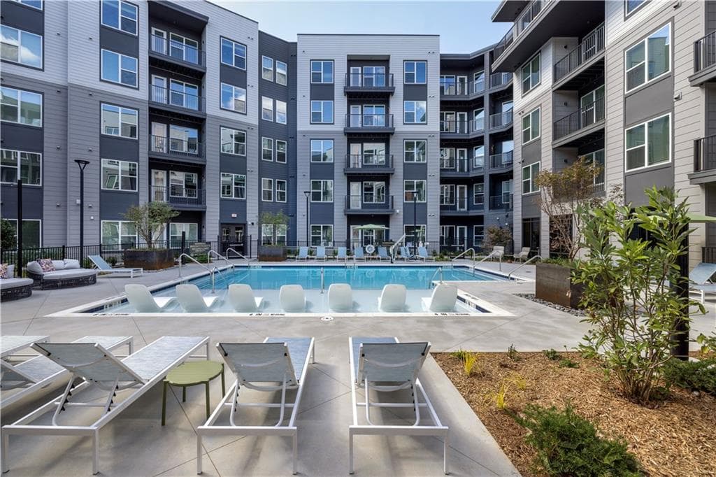 1 bedroom, 1 bathroom, 784 sq ft apartment for rent at 3108 Mcginnis Ferry Road A6, Suwanee, GA 30024 for $1,800 a month — photo 1 of 18