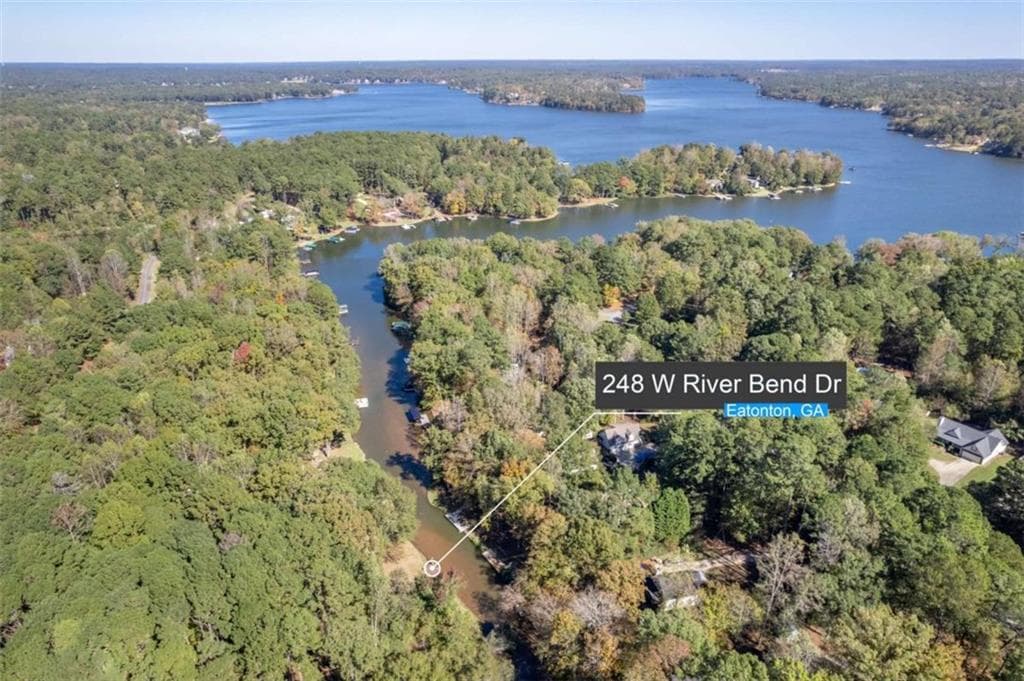 2 bedroom, 1 bathroom, 900 sq ft single family residence for sale at 248 W River Bend Drive, Eatonton, GA 31024 — photo 2