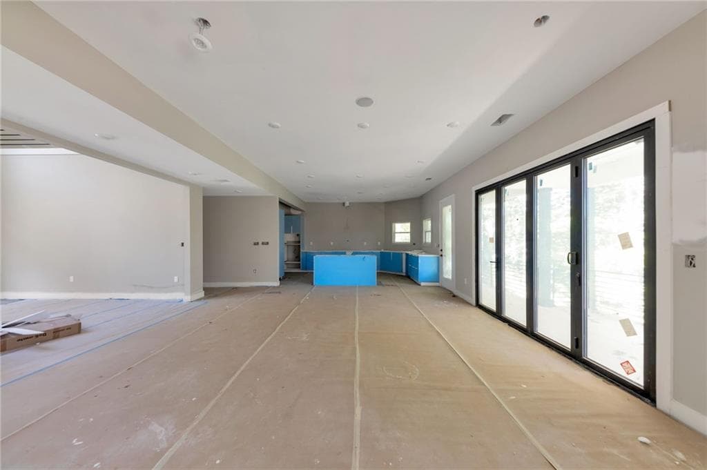 5 bedroom, 5 bathroom, 5,377 sq ft single family residence for sale at 1690 Adams Drive, Atlanta, GA 30311 — photo 9