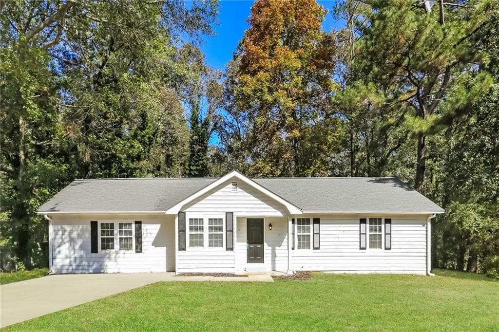 3 bedroom, 2 bathroom, 1,791 sq ft single family residence for sale at 119 Valley Road, Stockbridge, GA 30281