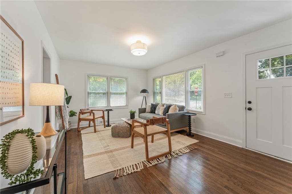 3 bedroom, 1 bathroom, 1,028 sq ft single family residence sold at 1215 Richland Road, Atlanta, GA 30310