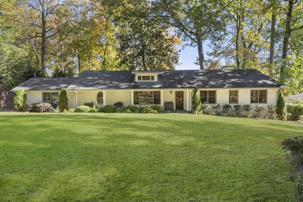 4775 Westfield Drive, Atlanta, GA 30342 — most recent listing photo