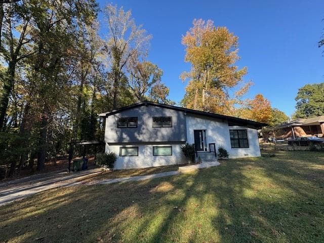 5 bedroom, 3 bathroom, 1,277 sq ft single family residence under contract at 2045 Pine Oak Drive, Atlanta, GA 30310 — photo 3