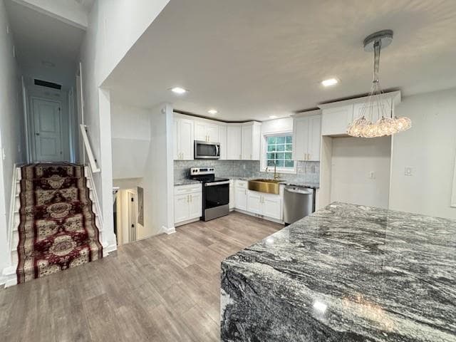 5 bedroom, 3 bathroom, 1,277 sq ft single family residence under contract at 2045 Pine Oak Drive, Atlanta, GA 30310 — photo 10