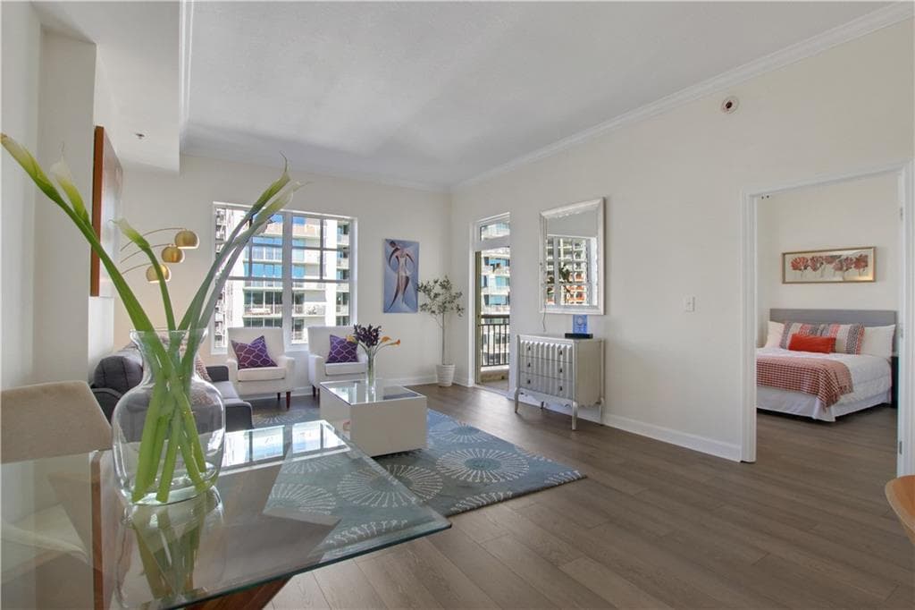 1 bedroom, 1 bathroom, 764 sq ft condominium sold at 1101 Juniper Street 1506, Atlanta, GA 30309