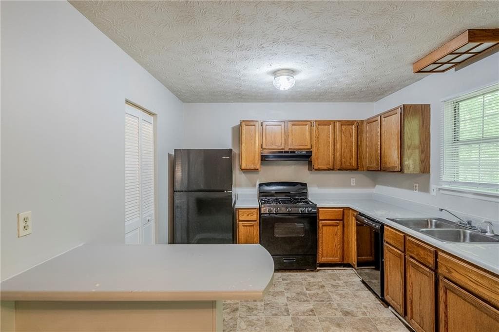 3 bedroom, 2 bathroom, 1,218 sq ft single family residence for sale at 6185 Marbut Farms Chase, Lithonia, GA 30058 — photo 7