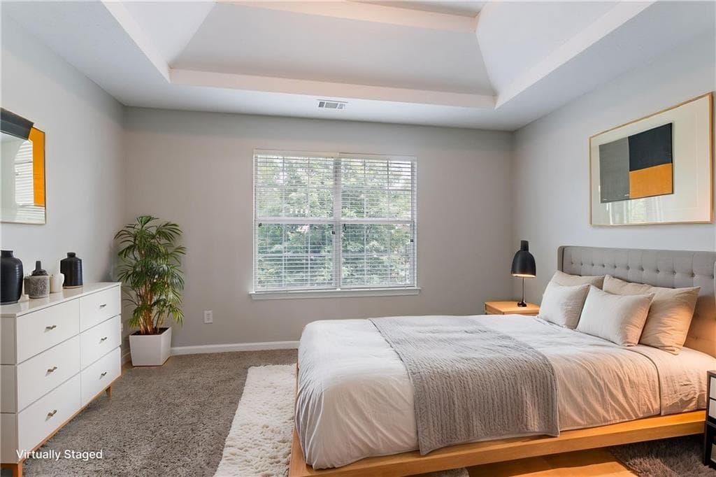 5 bedroom, 3 bathroom, 3,890 sq ft single family residence for sale at 7190 Cavender Drive, Atlanta, GA 30331 — photo 7