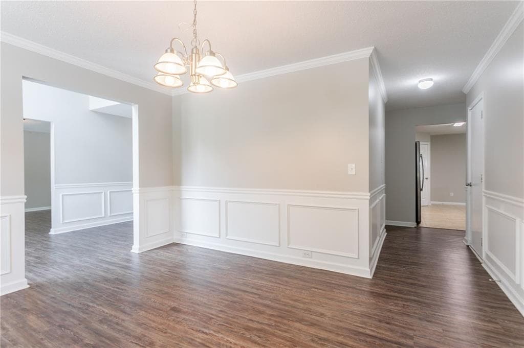 5 bedroom, 3 bathroom, 3,890 sq ft single family residence for sale at 7190 Cavender Drive, Atlanta, GA 30331 — photo 10