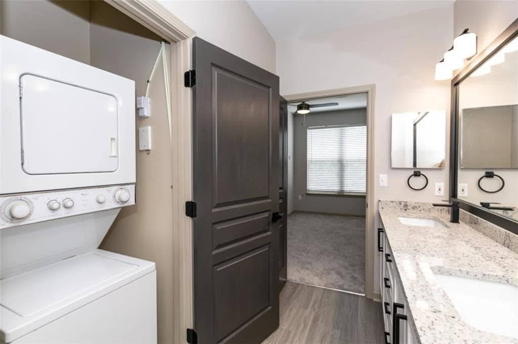 1 bedroom, 2 bathroom, 965 sq ft apartment for rent at 1000 Ashwood Parkways 1210, Dunwoody, GA 30338 for $2,016 a month — photo 7