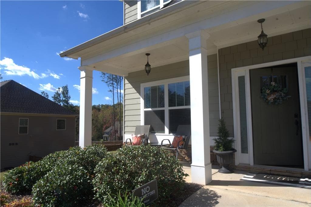 4 bedroom, 3 bathroom, 2,951 sq ft single family residence for sale at 468 BRYSON LAKE Circle, Douglasville, GA 30134 — photo 4