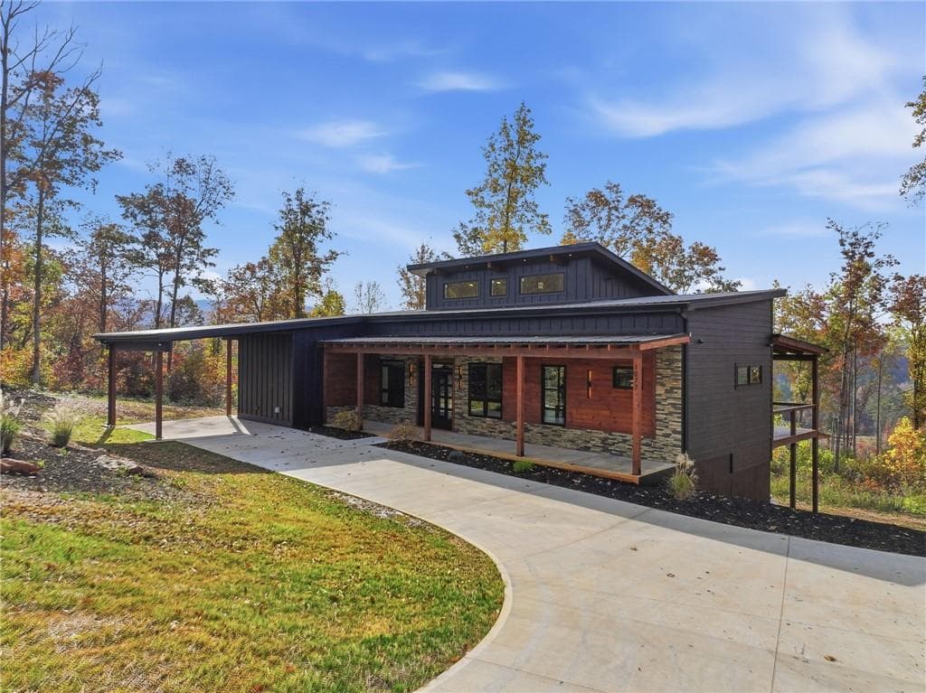 1077 Highgrove Drive, Talking Rock, GA 30175 — most recent listing photo