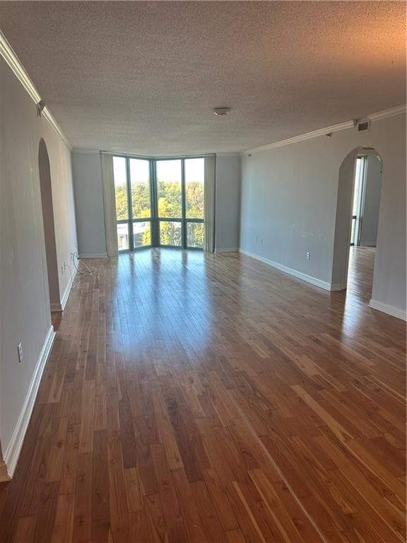 2 bedroom, 2 bathroom, 1,260 sq ft condominium for sale at 2870 Pharr Court South 901, Atlanta, GA 30305 — photo 2