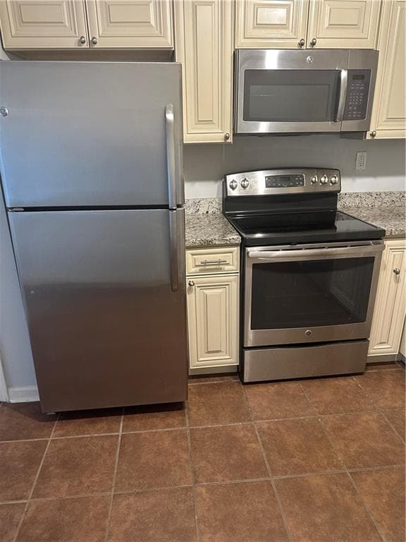 2 bedroom, 2 bathroom, 1,260 sq ft condominium for sale at 2870 Pharr Court South 901, Atlanta, GA 30305 — photo 9