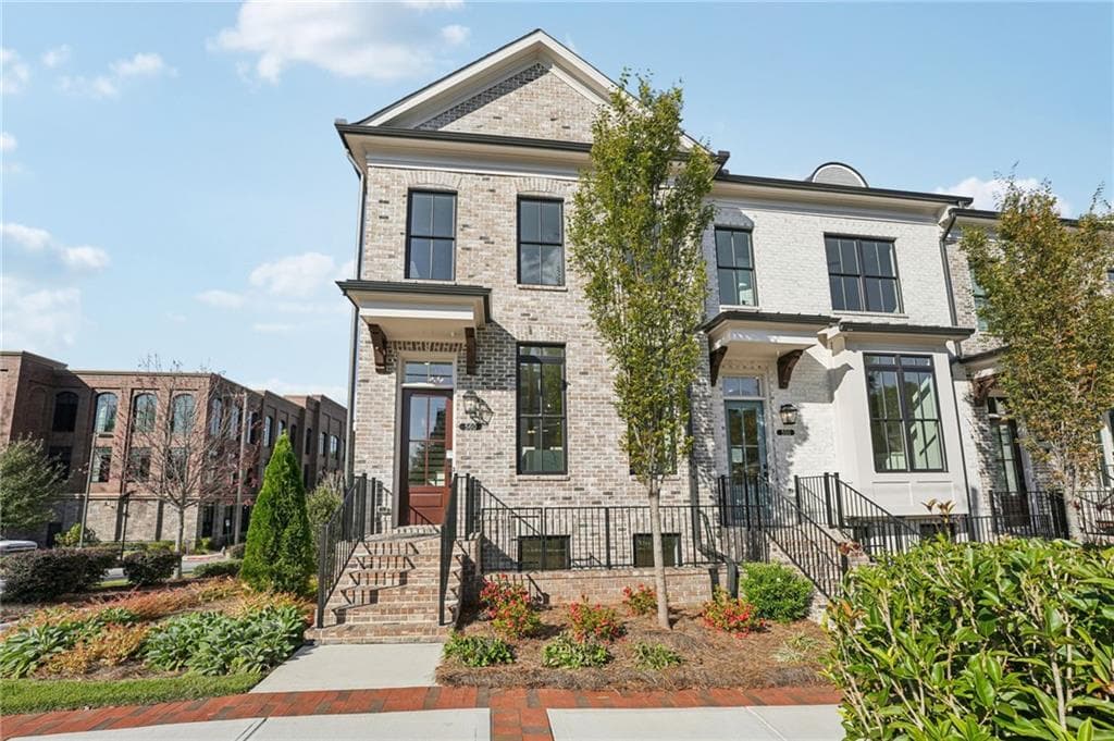 560 Fisher Drive 48, Alpharetta, GA 30009 — most recent listing photo