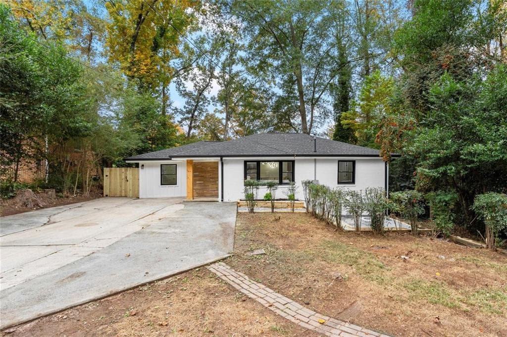 2875 Monterey Drive, Decatur, GA 30032 — most recent listing photo