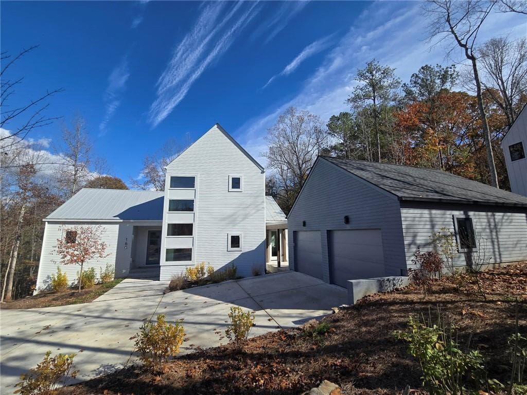 160 Cedarwood Lane, Roswell, GA 30075 — most recent listing photo