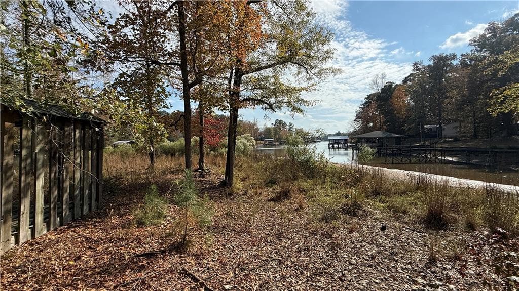 3 bedroom, 2 bathroom single family residence for sale at 618 S Steel Bridge Road, Eatonton, GA 31024 — photo 3