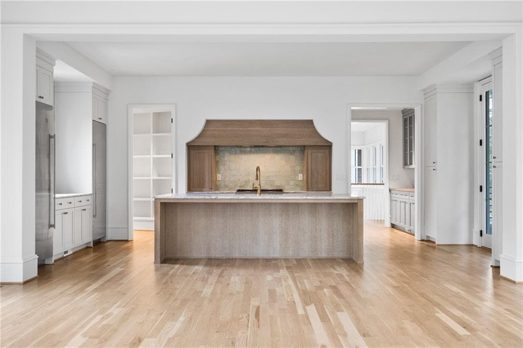 4 bedroom, 4 bathroom, 4,794 sq ft single family residence under contract at 91 Sheridan Drive, Atlanta, GA 30305 — photo 5