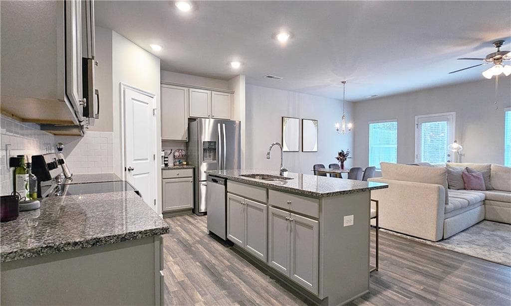 3 bedroom, 3 bathroom, 1,968 sq ft townhouse for sale at 3401 Endurance Court 10, Atlanta, GA 30349 — photo 3