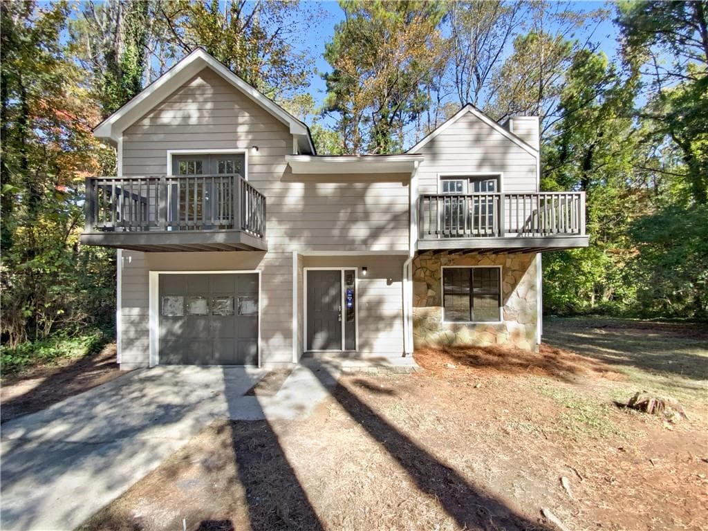 3 bedroom, 3 bathroom, 1,646 sq ft single family residence under contract at 2744 Lisa Drive, Jonesboro, GA 30236
