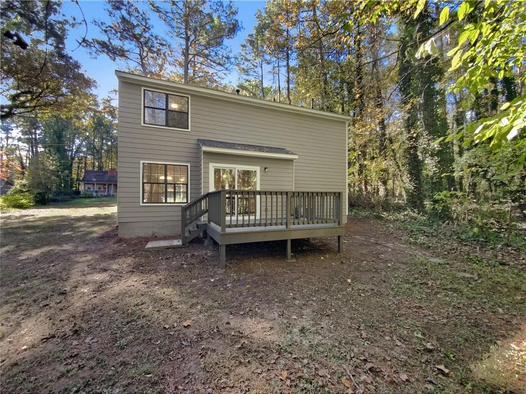 3 bedroom, 3 bathroom, 1,646 sq ft single family residence under contract at 2744 Lisa Drive, Jonesboro, GA 30236 — photo 6
