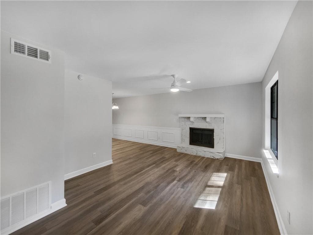 3 bedroom, 3 bathroom, 1,646 sq ft single family residence under contract at 2744 Lisa Drive, Jonesboro, GA 30236 — photo 10