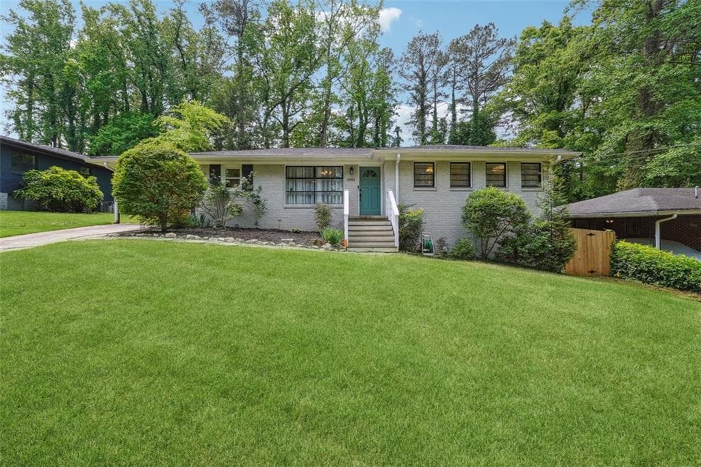 3 bedroom, 3 bathroom, 2,564 sq ft single family residence under contract at 3483 GLENSFORD Drive, Decatur, GA 30032