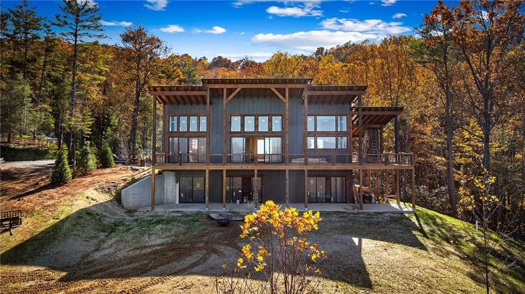 4 bedroom, 3 bathroom, 3,552 sq ft single family residence sold at LOT 8A Sunrock Mountain Road, Blue Ridge, GA 30513