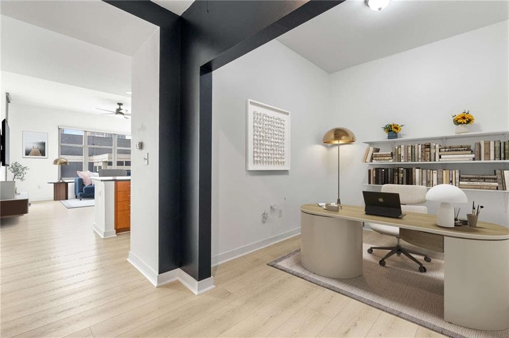 565 Peachtree Street 1005, Atlanta, GA 30308 — most recent listing photo